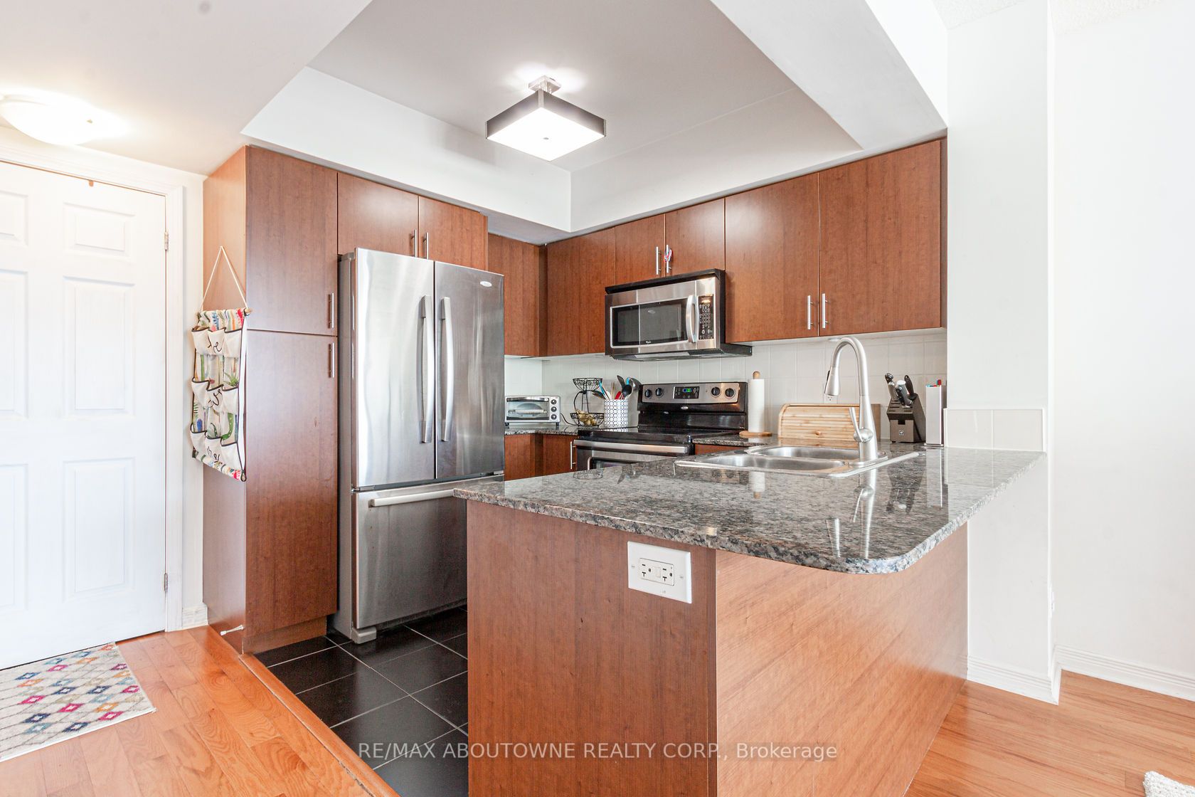15 Legion Rd, #601