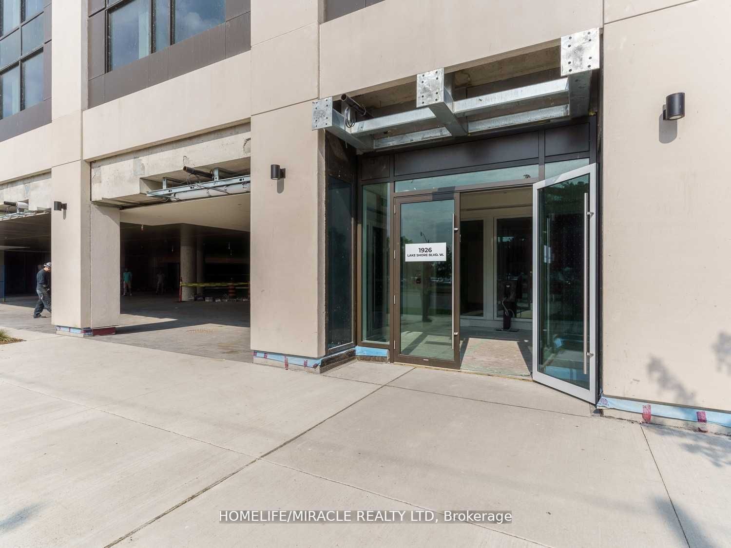 1926 Lakeshore Blvd, #1701