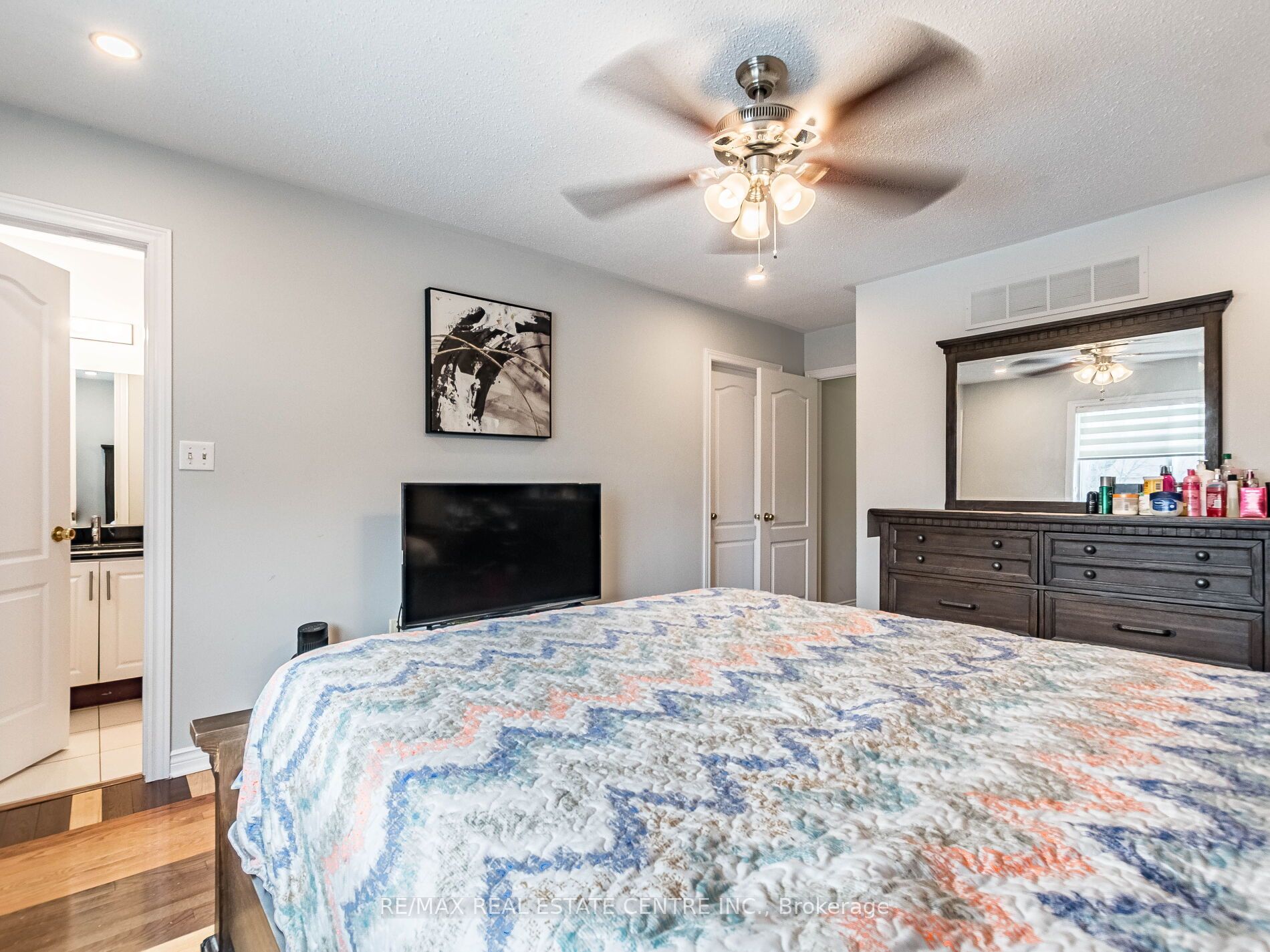 53 Pressed Brick Dr