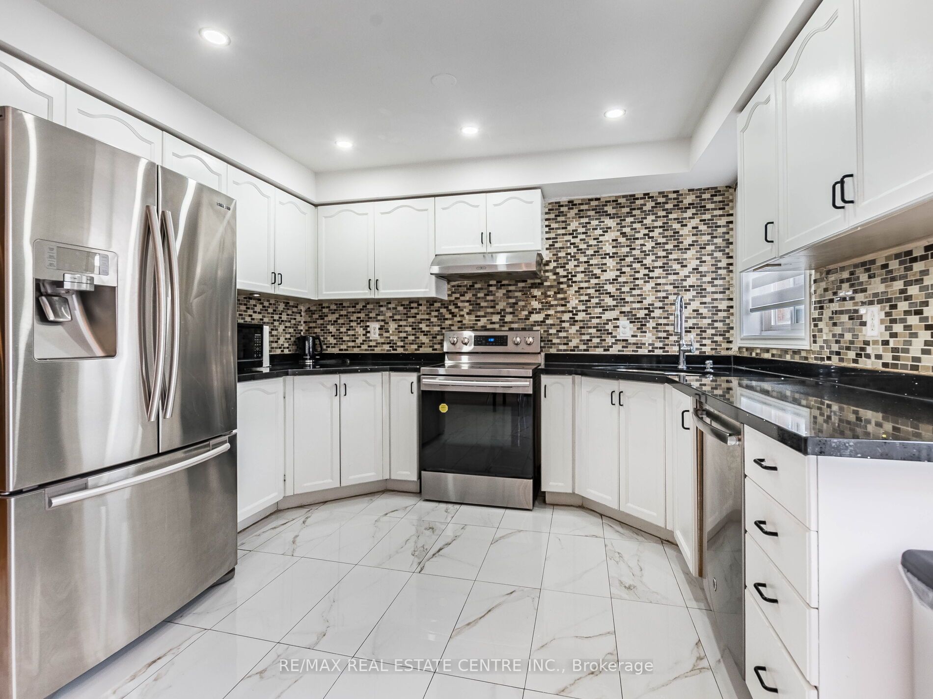 53 Pressed Brick Dr