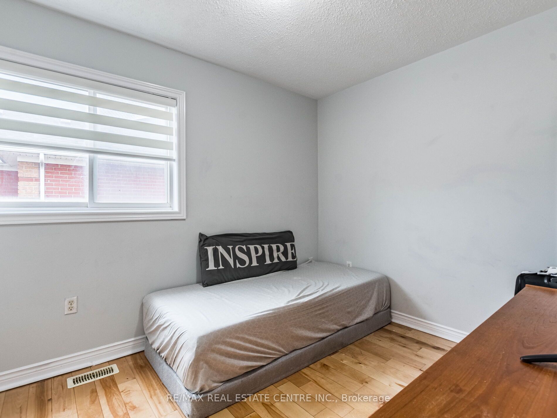 53 Pressed Brick Dr