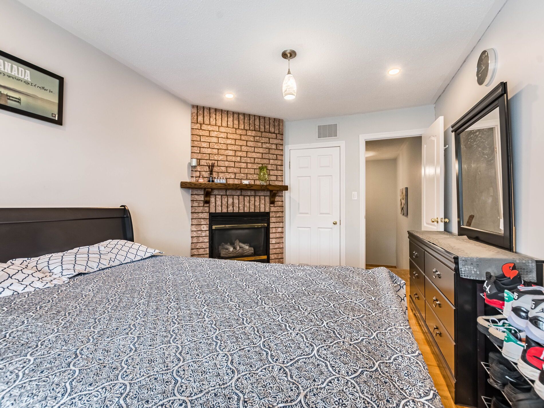 53 Pressed Brick Dr