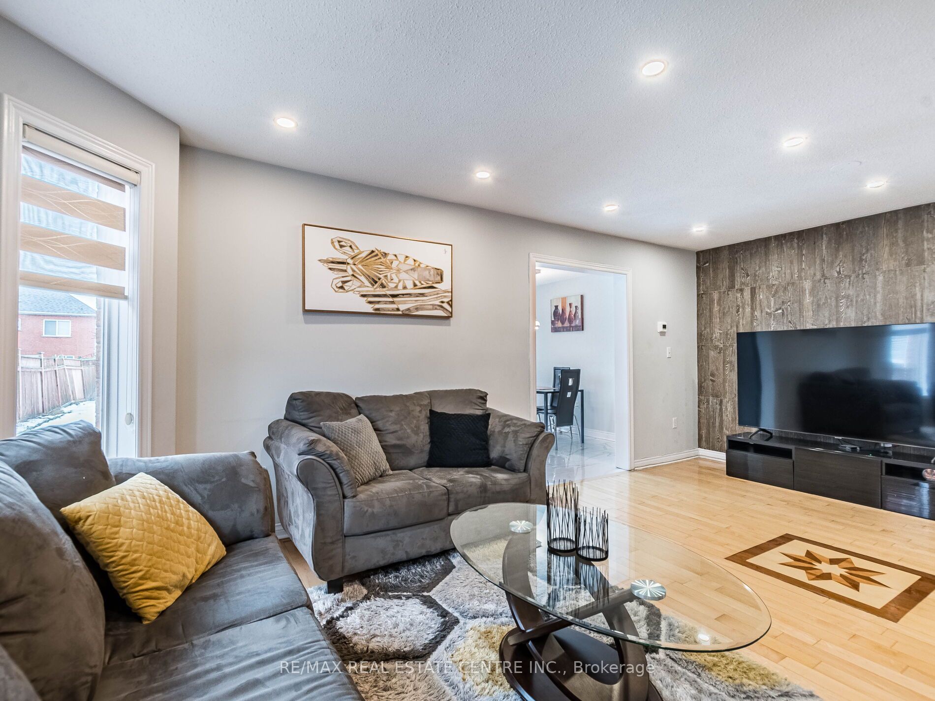 53 Pressed Brick Dr