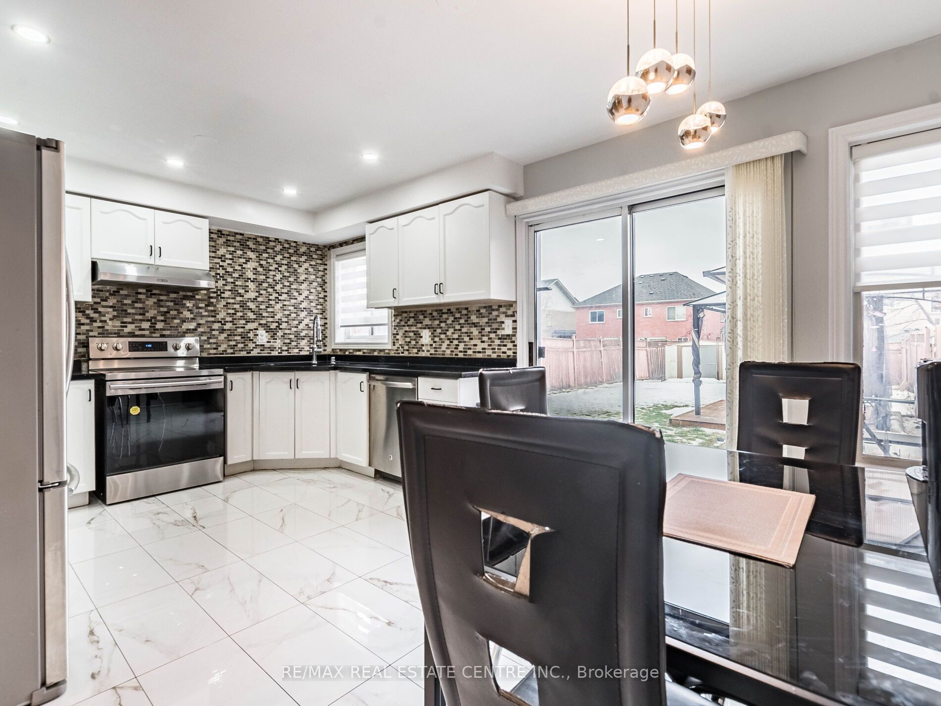 53 Pressed Brick Dr