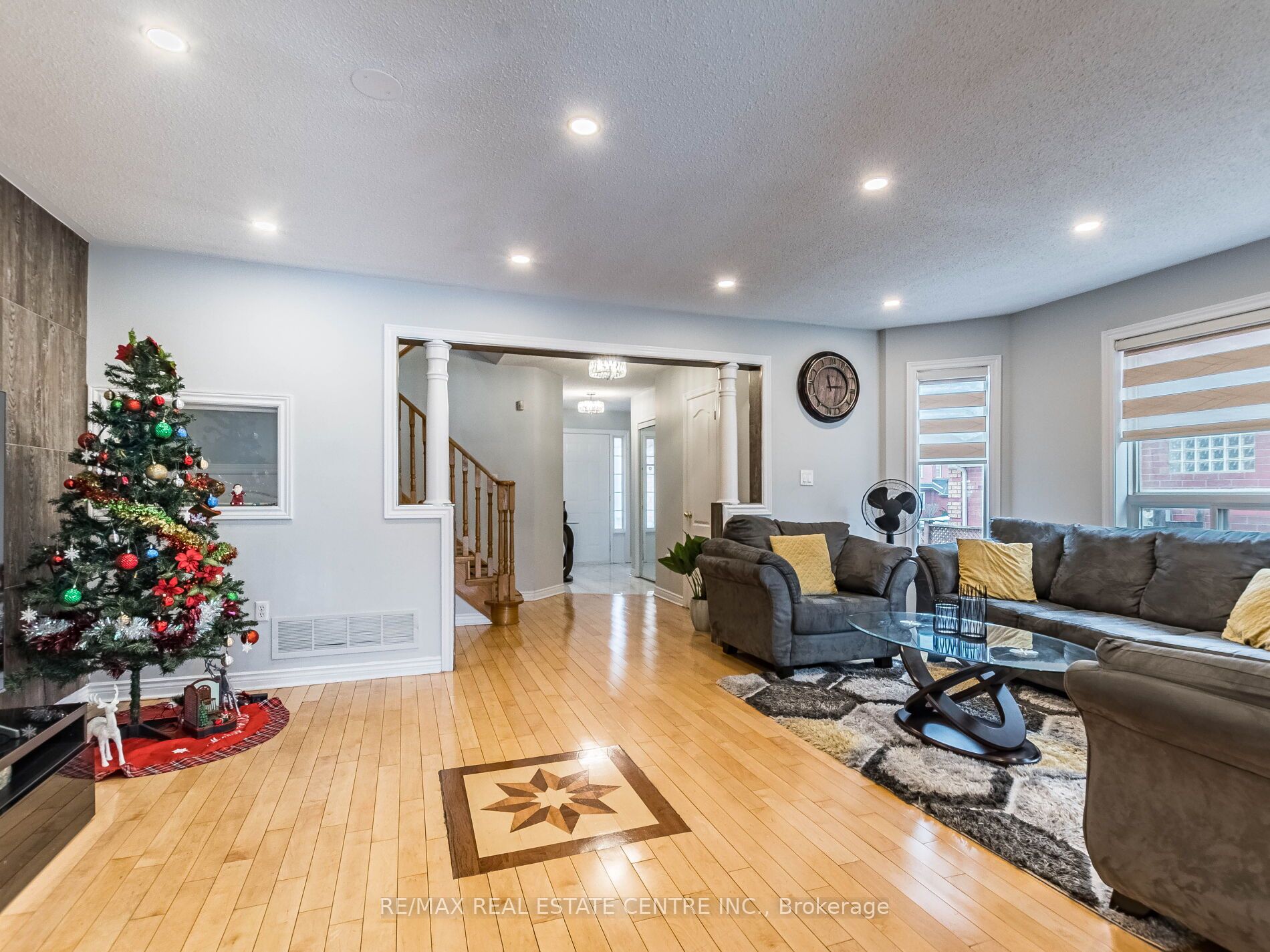 53 Pressed Brick Dr