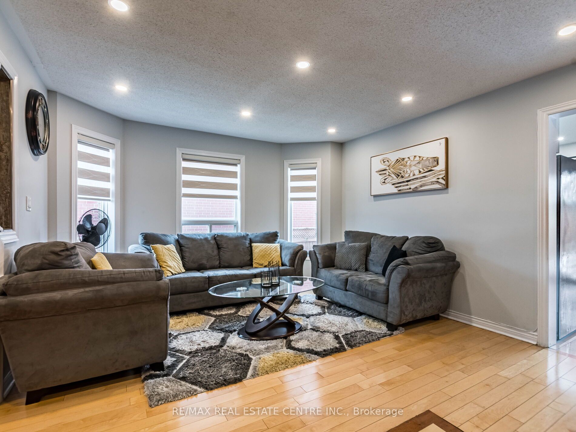 53 Pressed Brick Dr