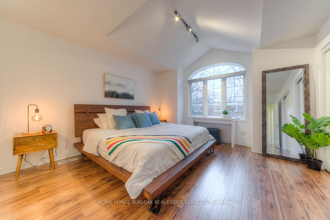 1335 Guelph Line #6