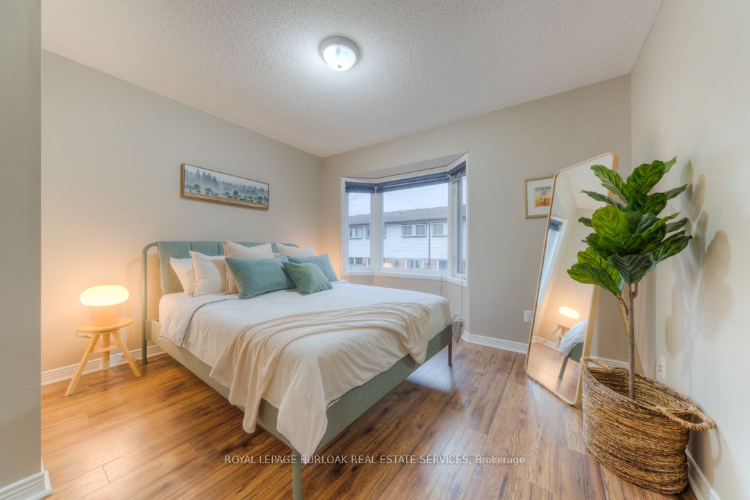 1335 Guelph Line #6