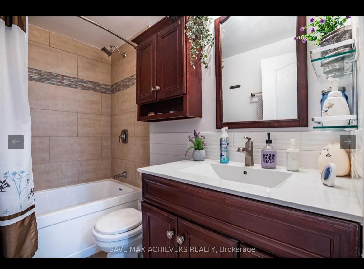 45 Hansen Road N #17