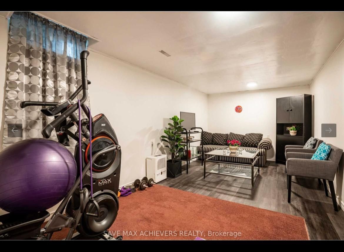 45 Hansen Road N #17