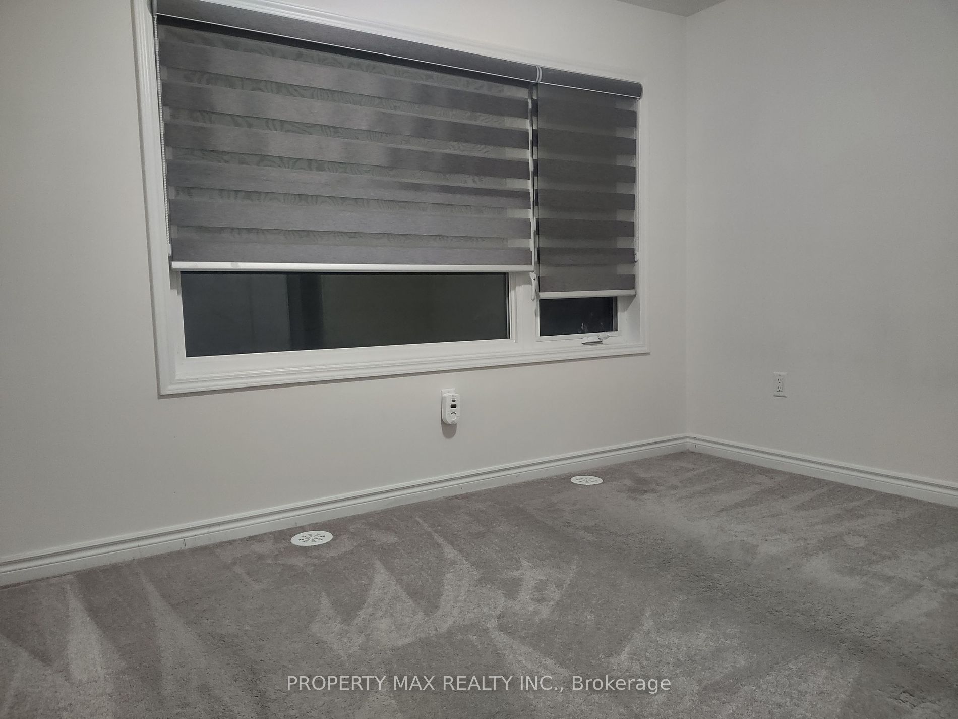 240 Lagerfeld Drive #12