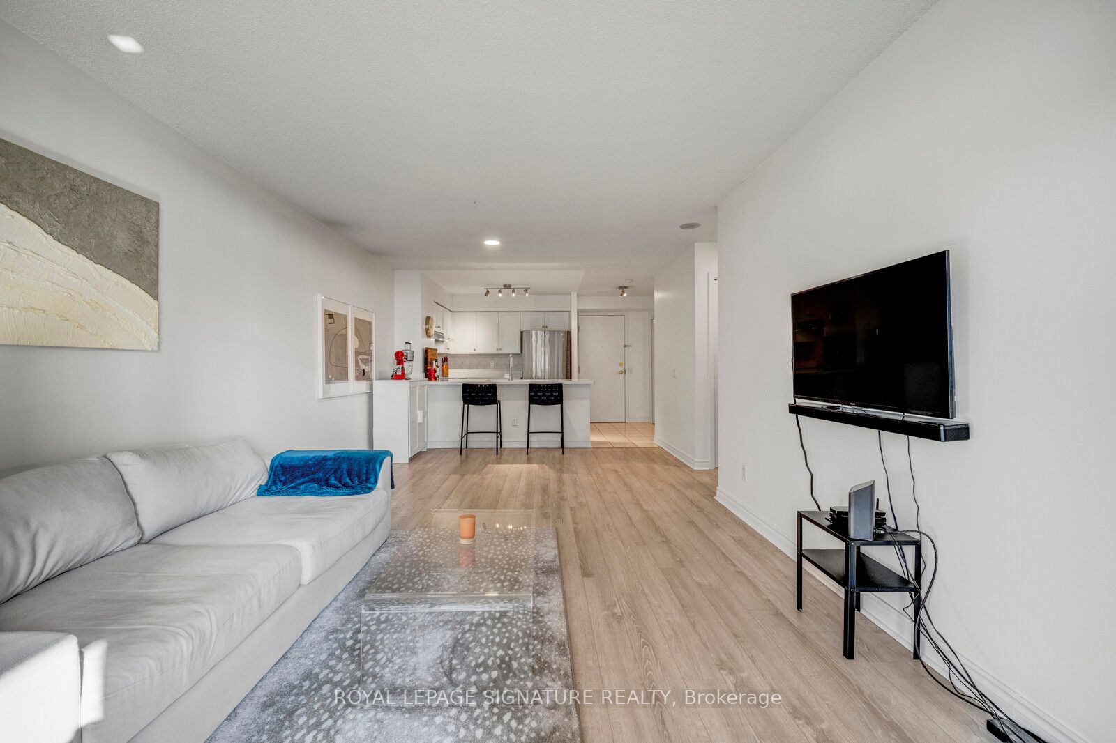 35 Kingsbridge Garden Circle, #413