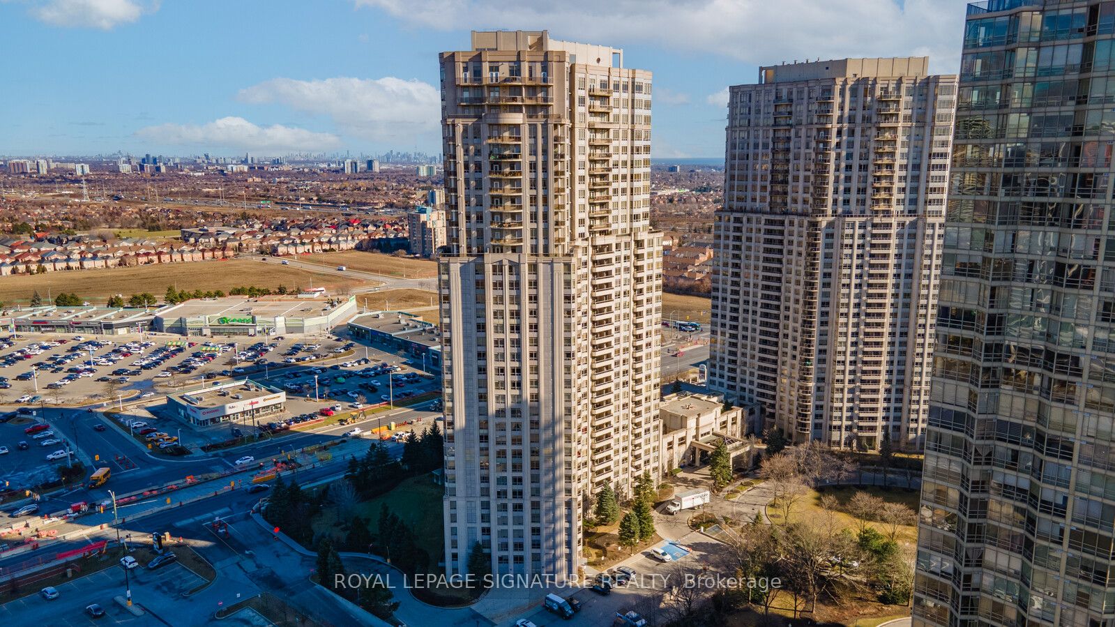 35 Kingsbridge Garden Circle, #413