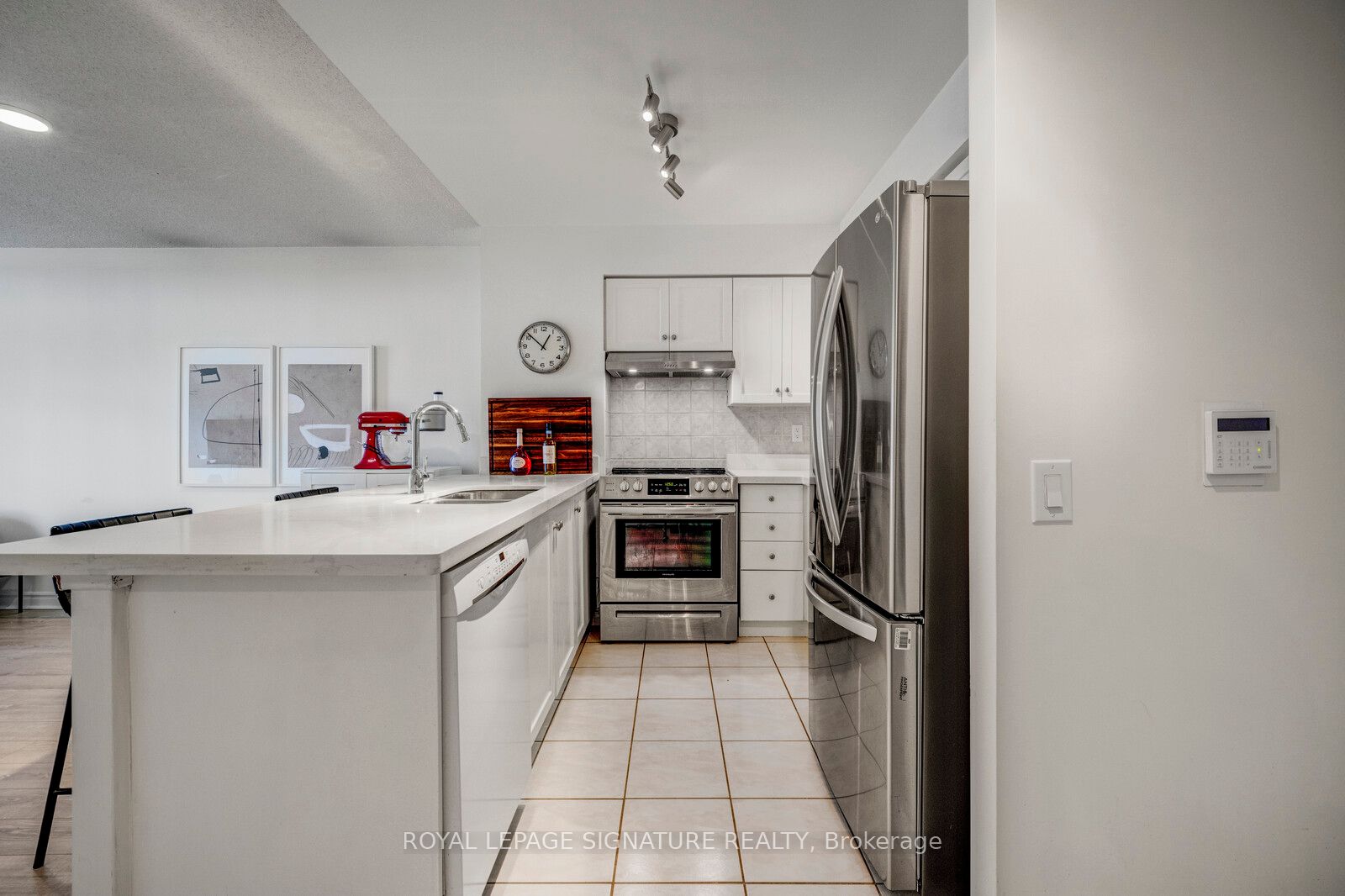 35 Kingsbridge Garden Circle, #413