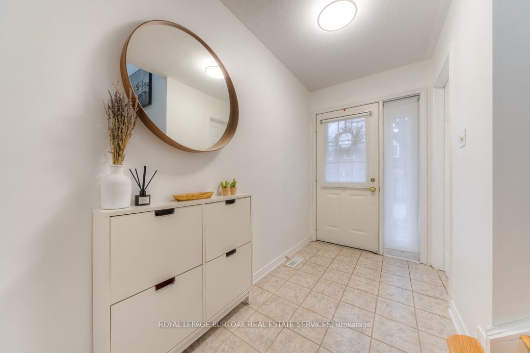 1335 Guelph Line #6