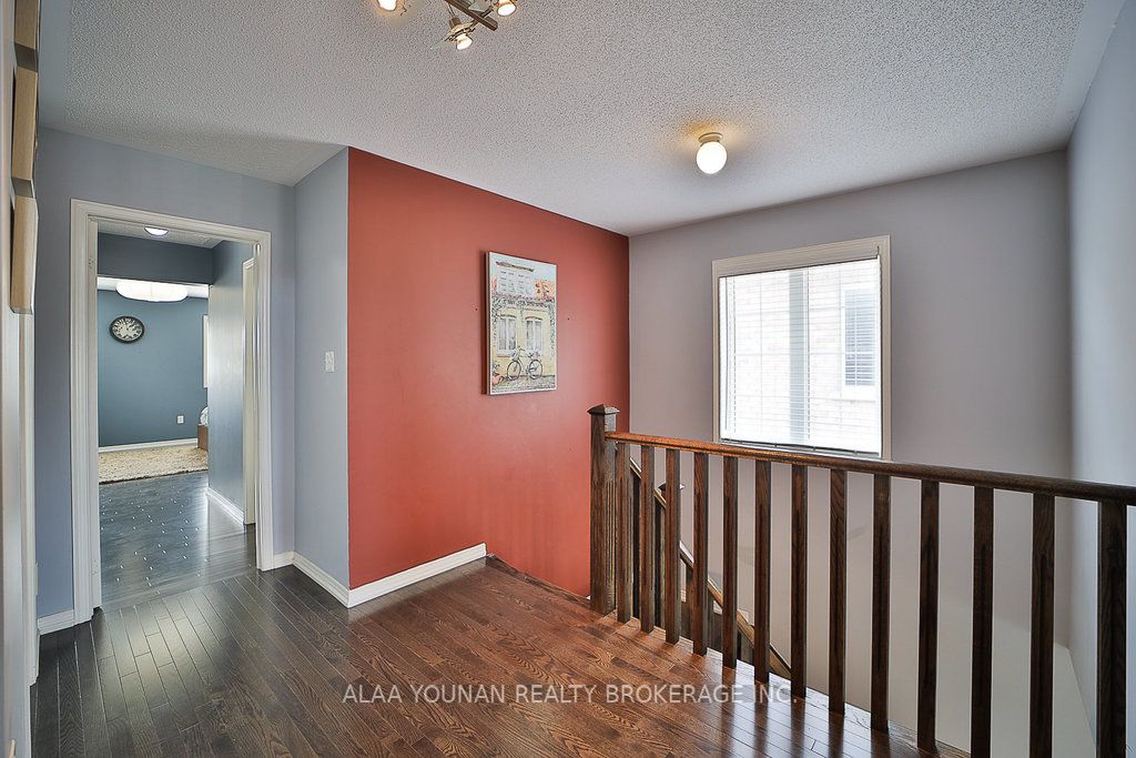 100 Delport Close