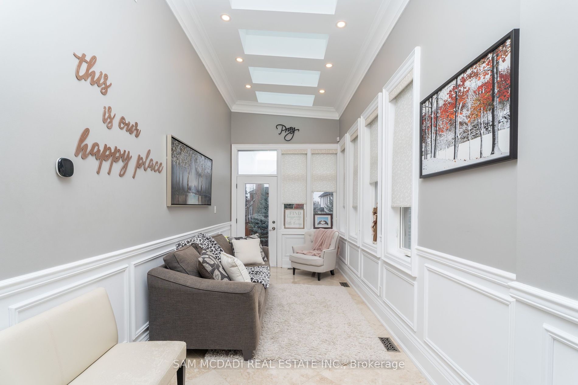 2513 Sharon Crescent