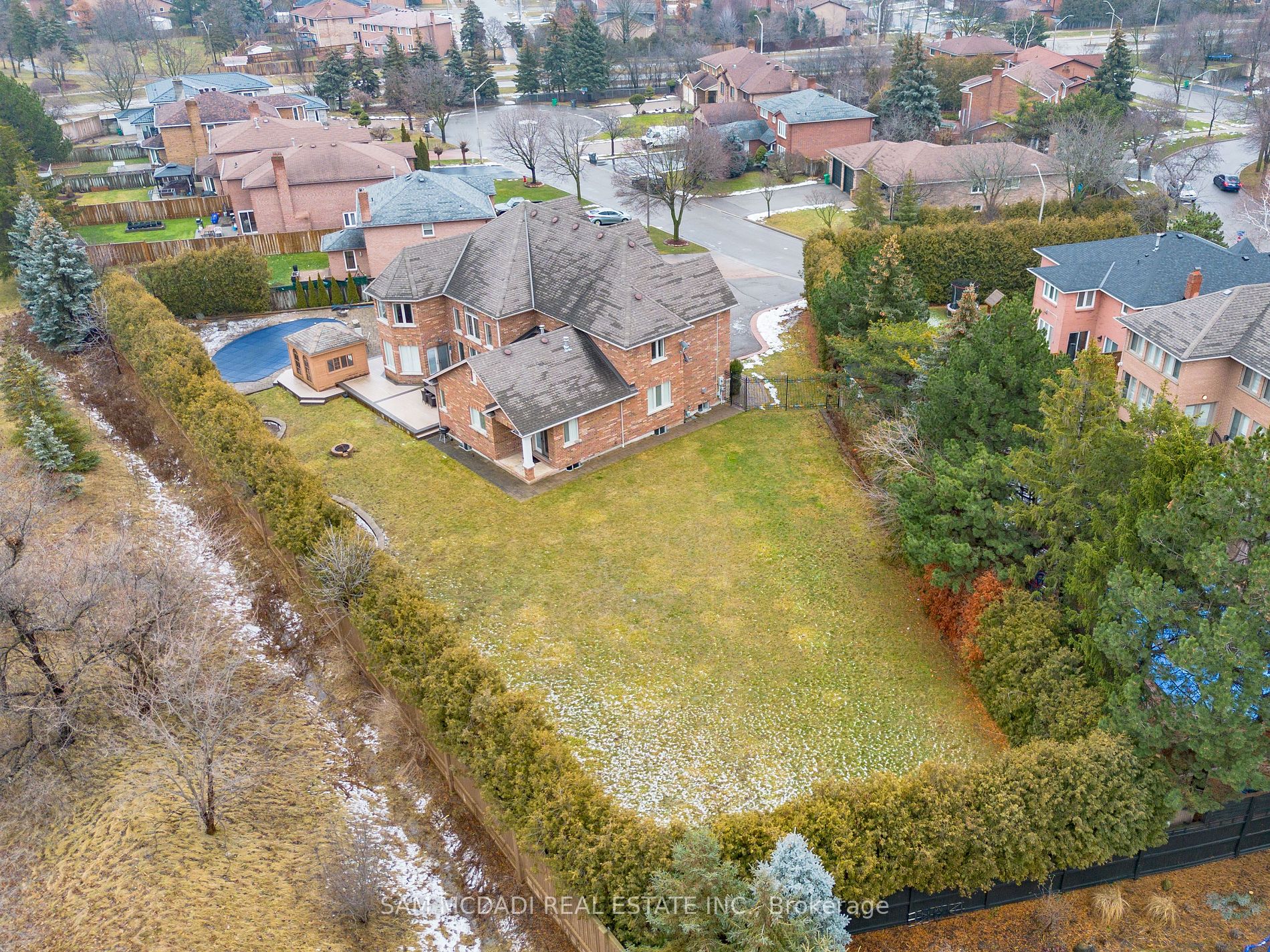 2489 Olinda Court