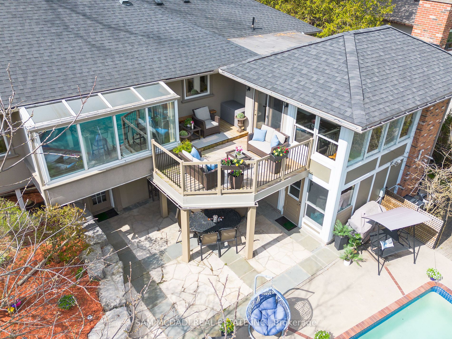 1269 Stavebank Rd