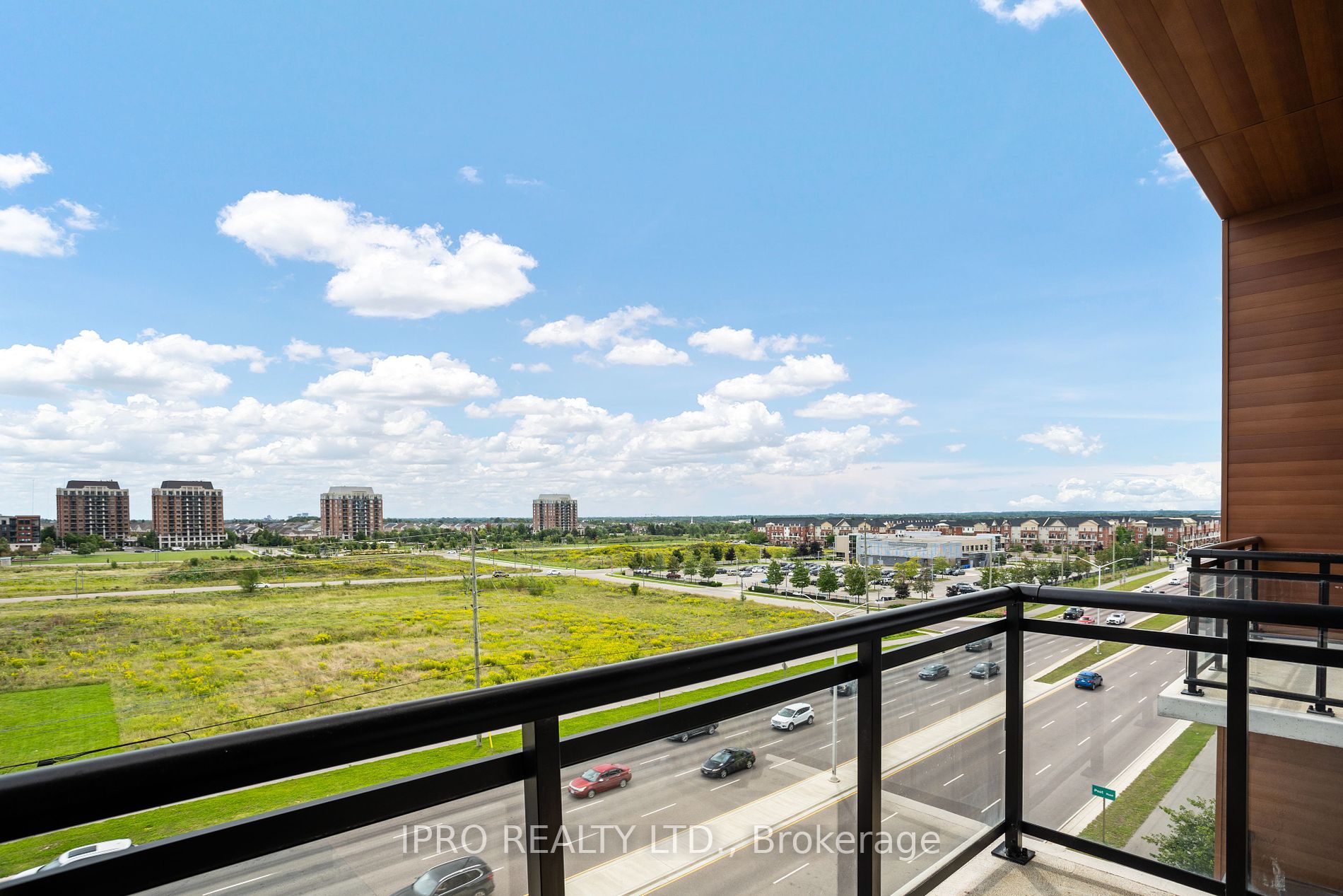 128 Grovewood Common, #614