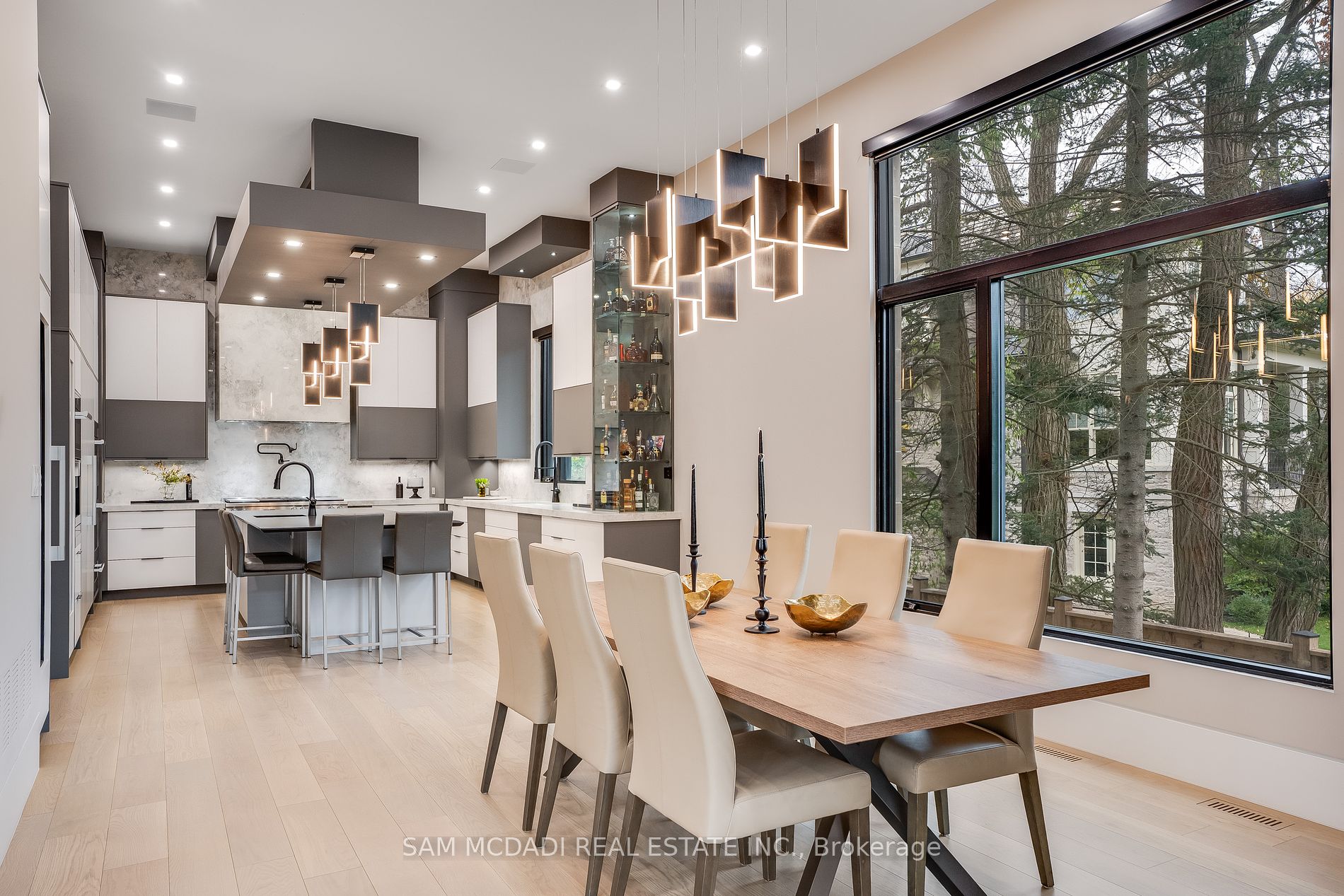112 Elton Park Road