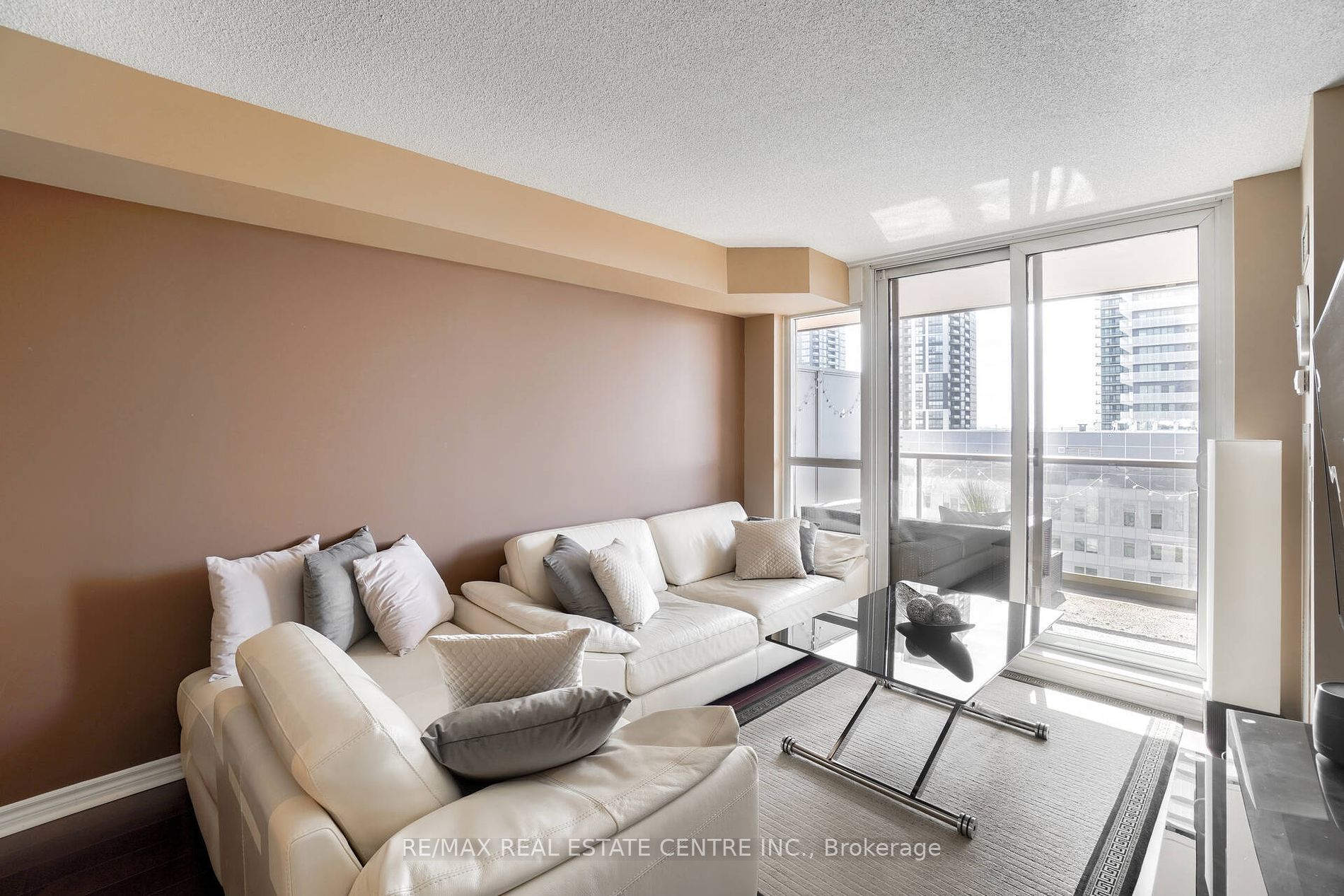 4080 Living Arts Dr, #2304