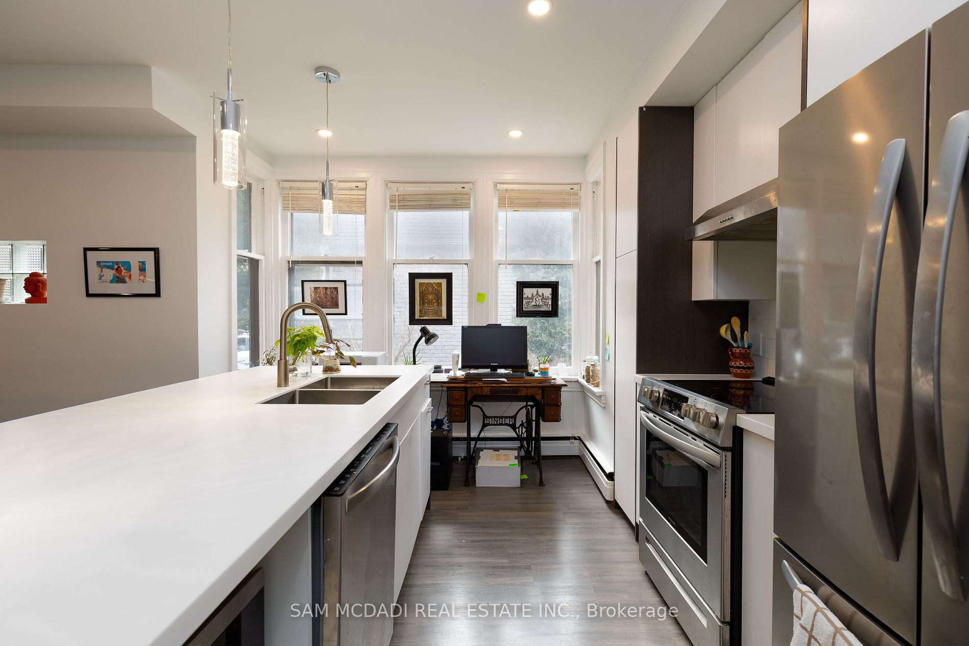 2177 Lakeshore Road