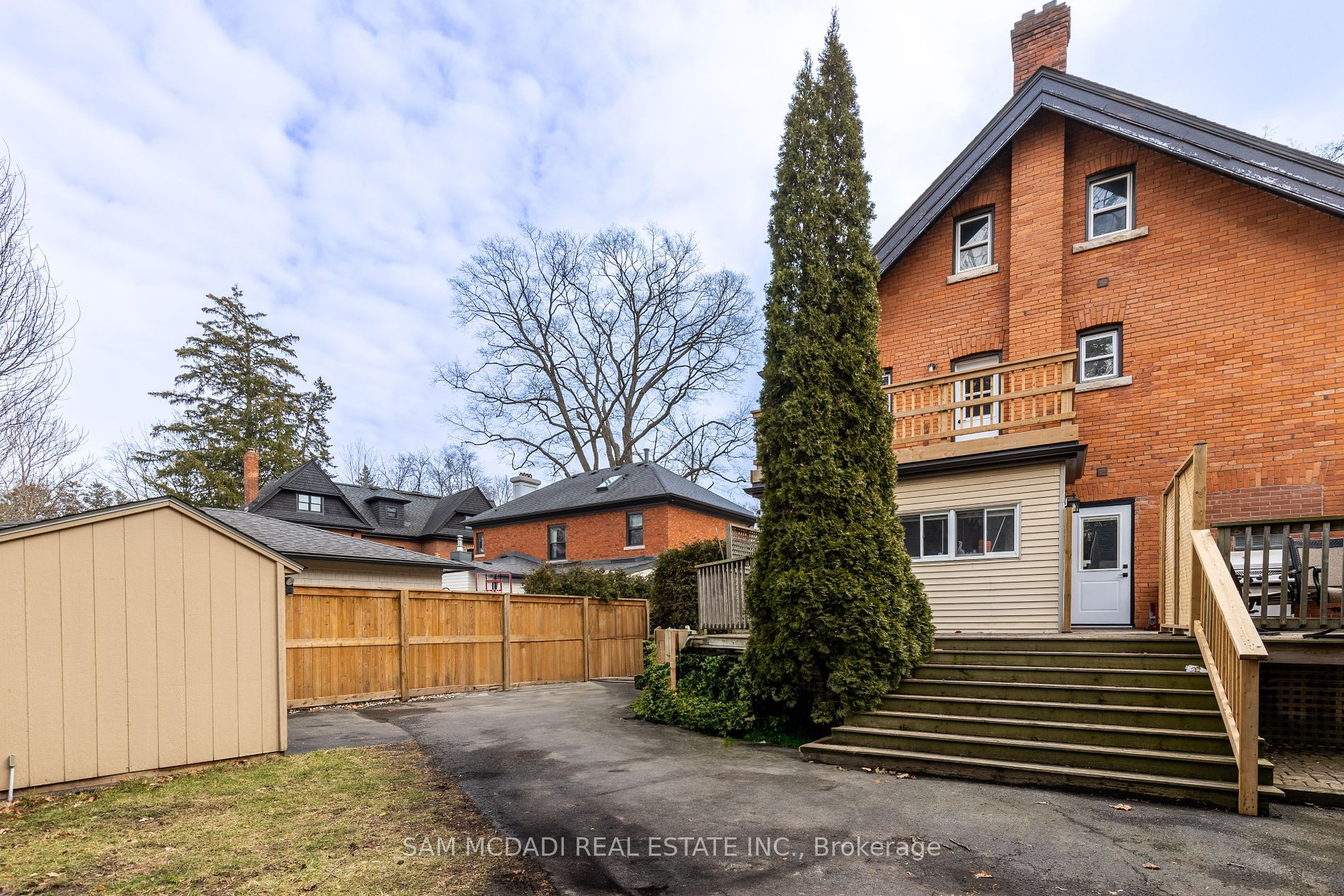 2177 Lakeshore Road