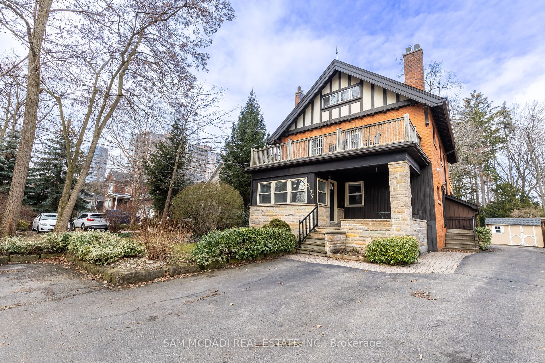 2177 Lakeshore Road