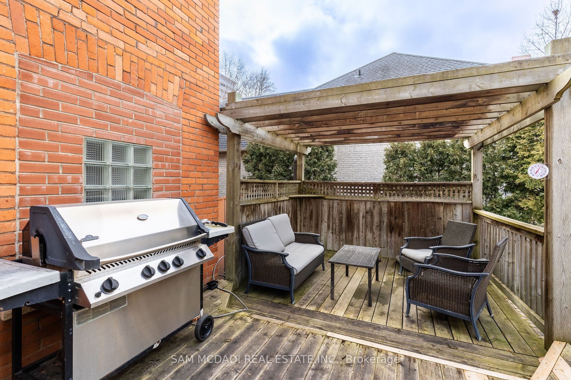 2177 Lakeshore Road