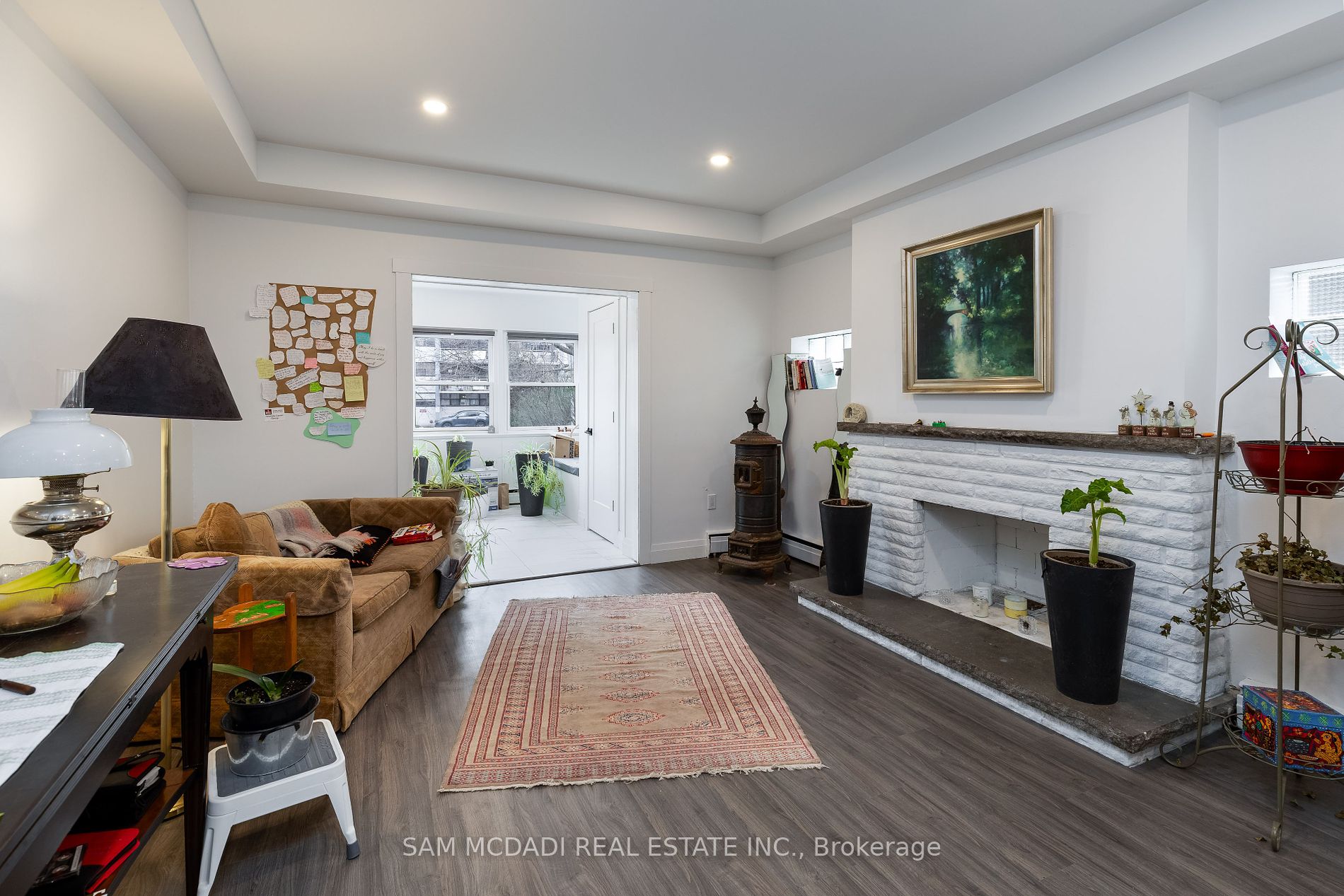 2177 Lakeshore Road