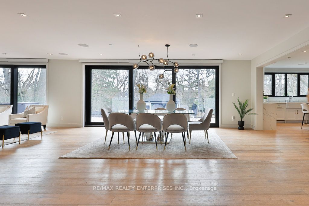1266 Minaki Road