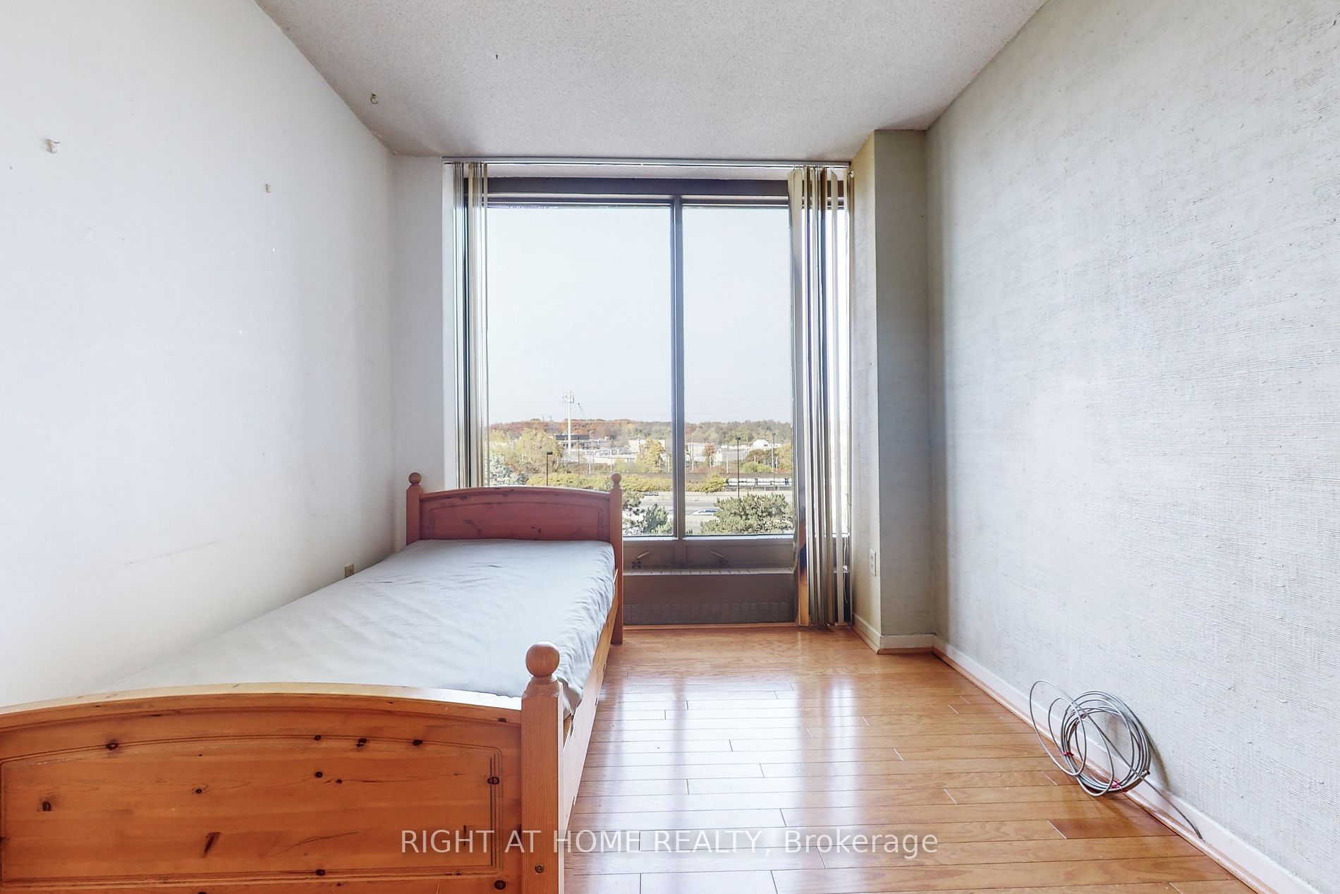 2045 Lake Shore Blvd W, #507