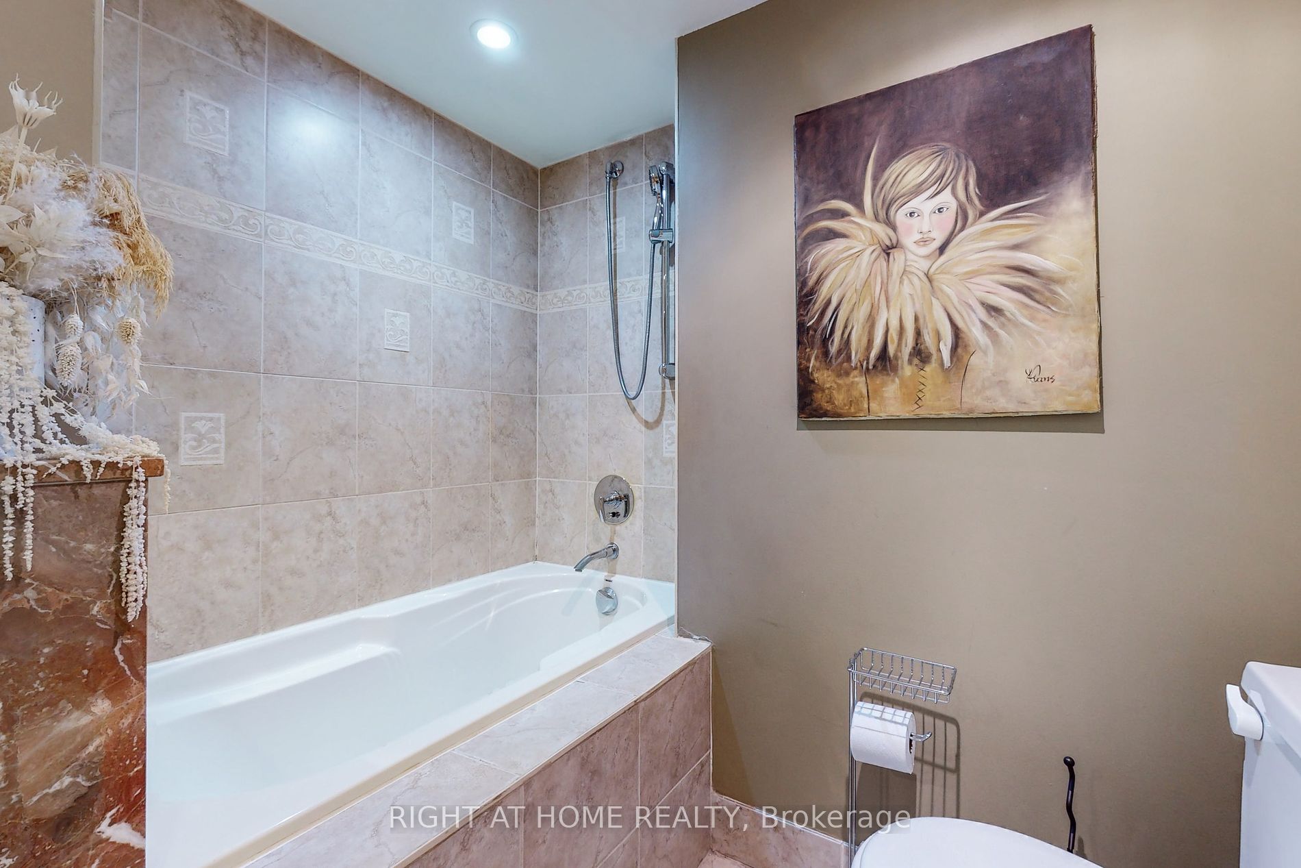 2045 Lake Shore Blvd W, #507