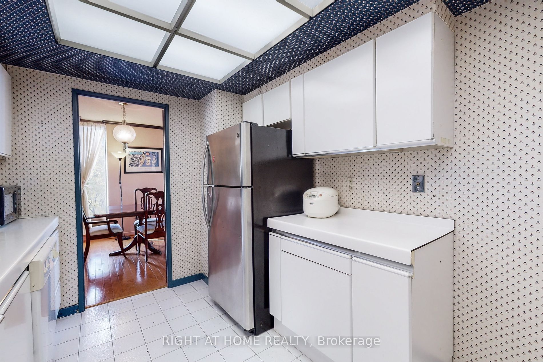 2045 Lake Shore Blvd W, #507