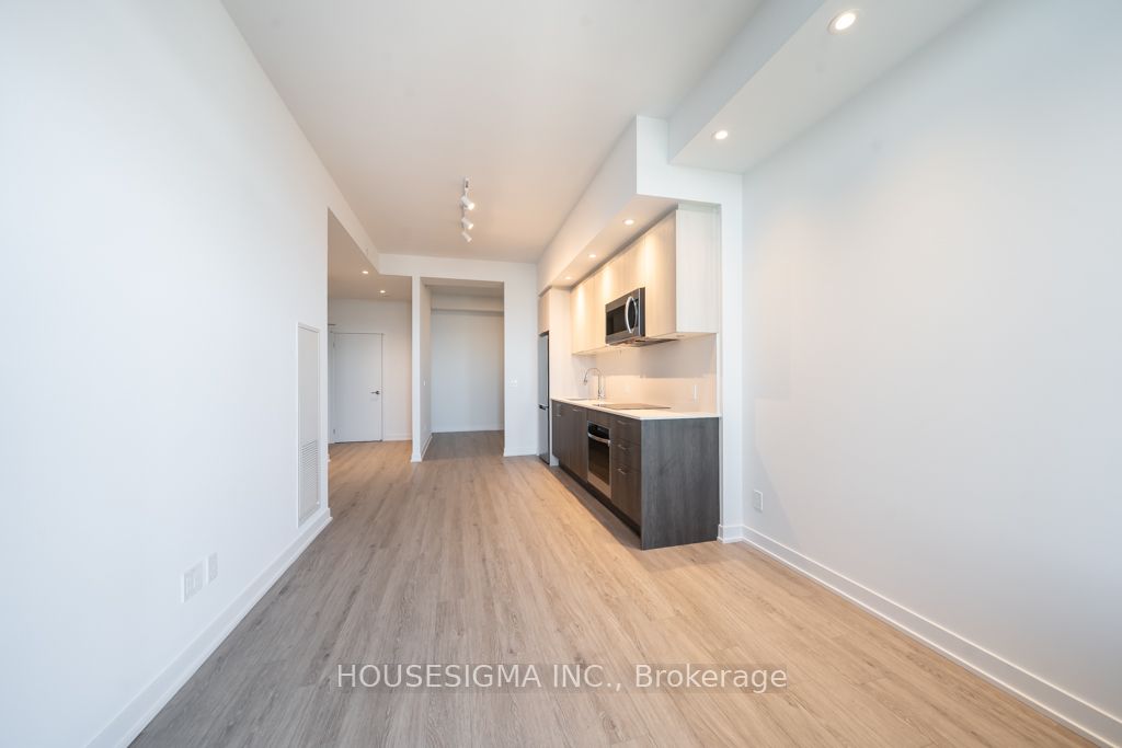 1926 Lake Shore Boulevard, #3201