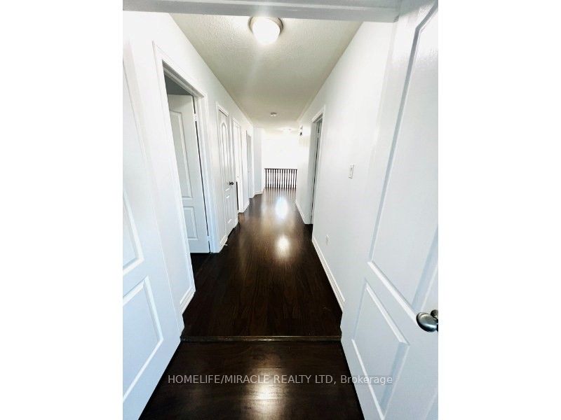 39 Bering Rd, #Main