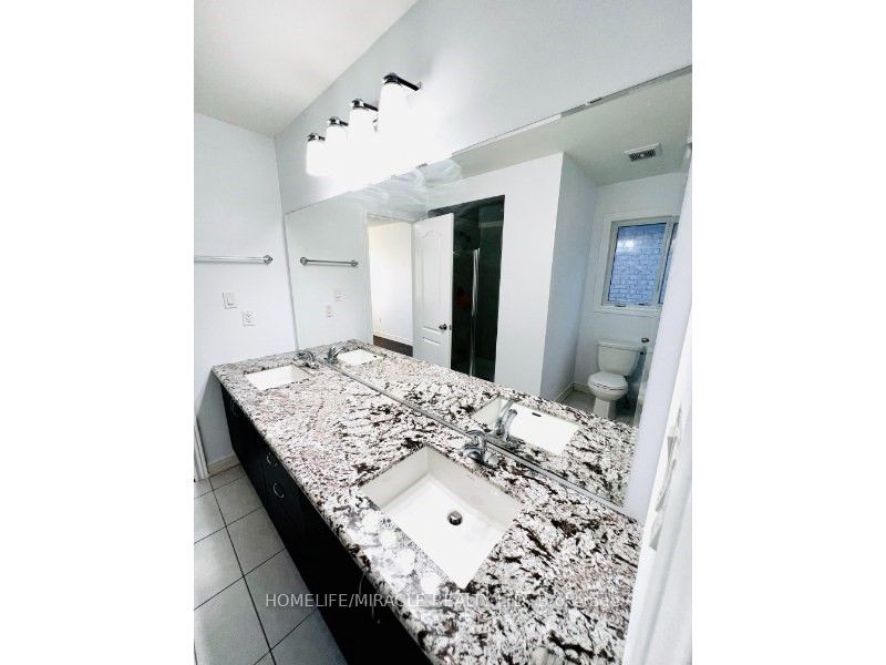 39 Bering Rd, #Main