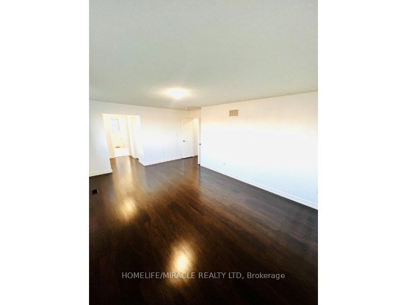 39 Bering Rd, #Main