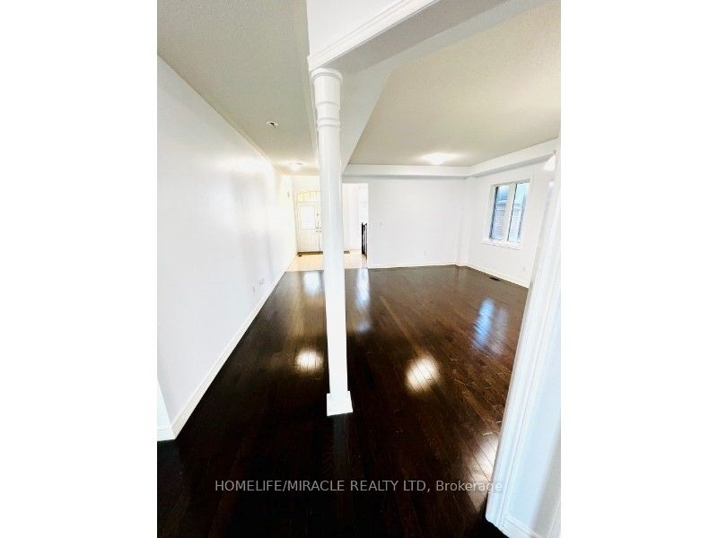 39 Bering Rd, #Main