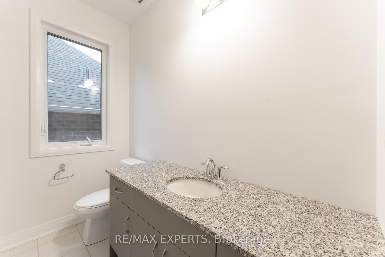 3362 Harasym Trail