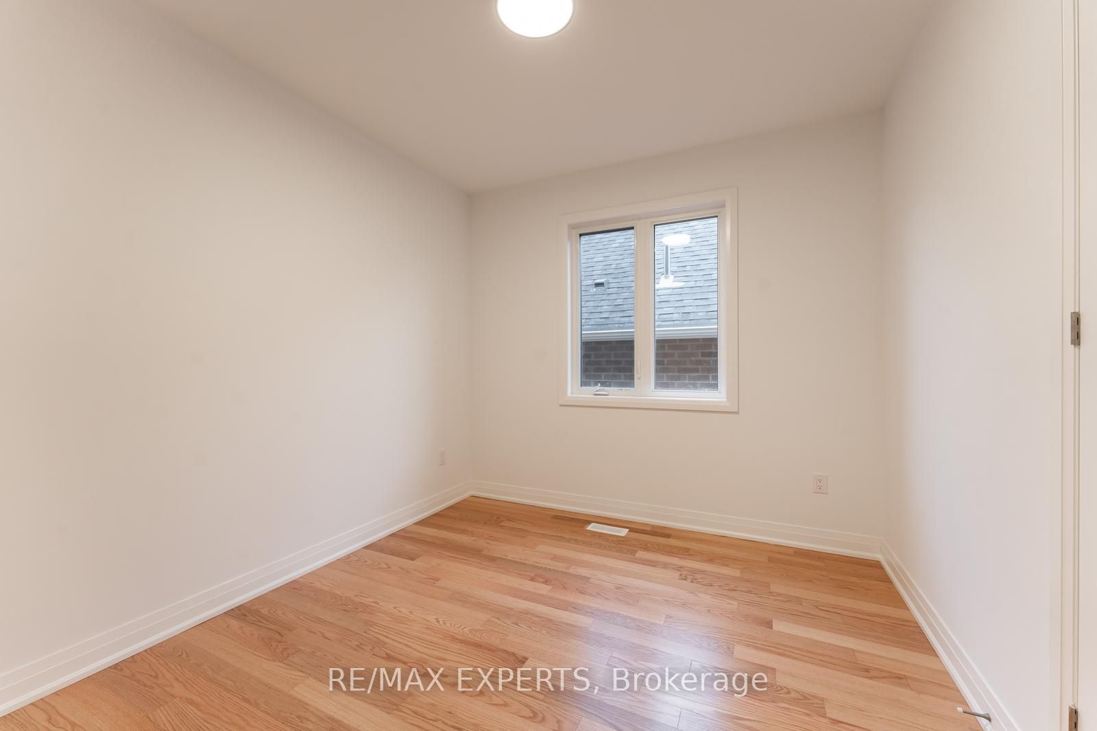 3362 Harasym Trail