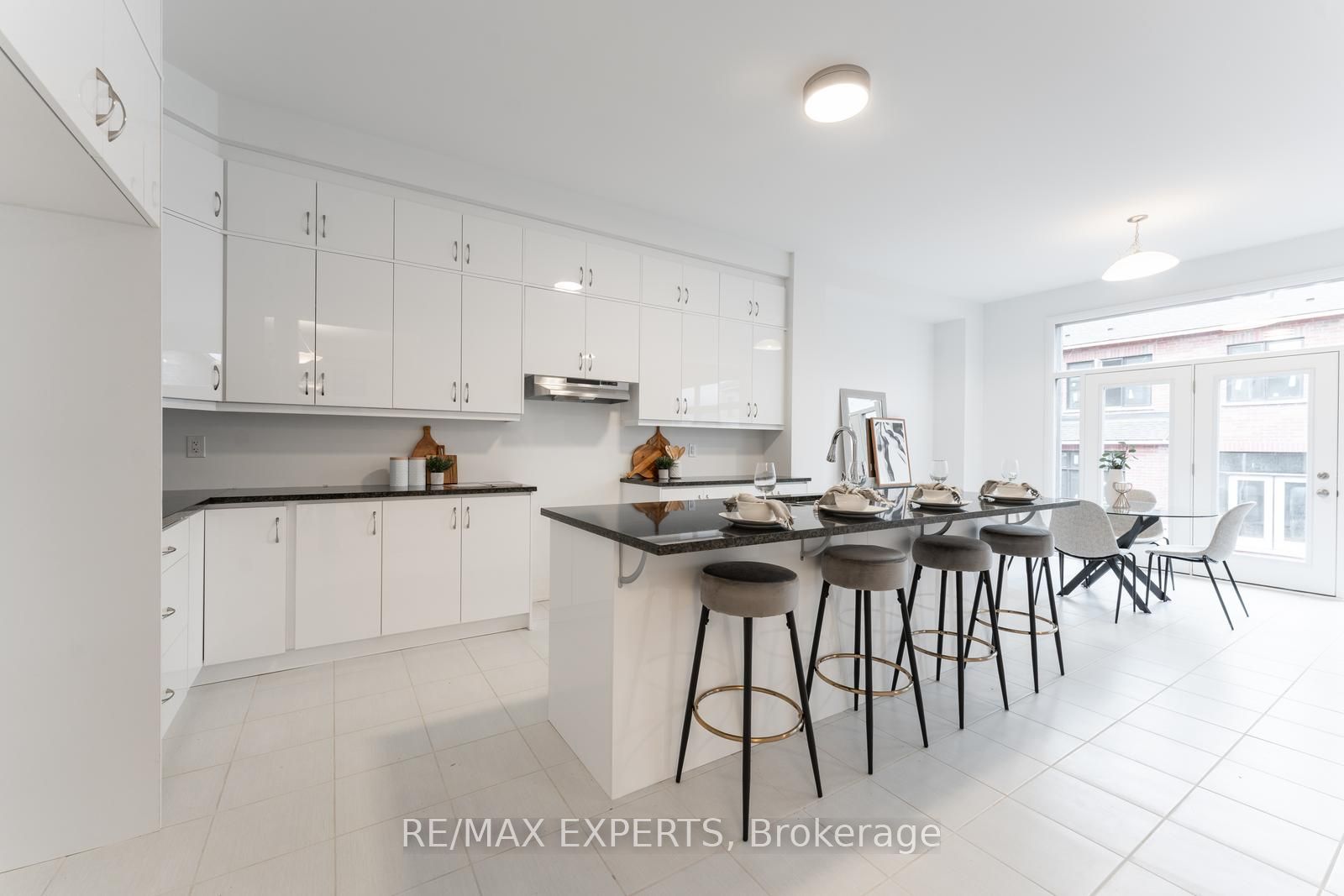 3362 Harasym Trail