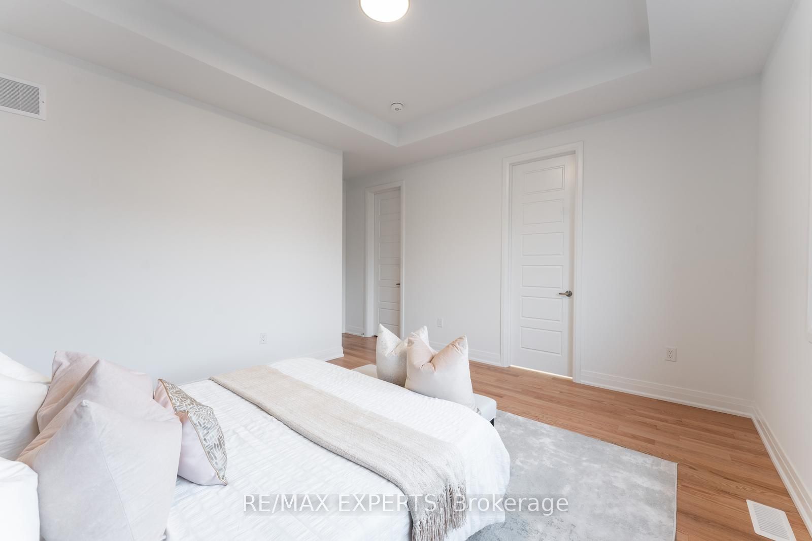 3362 Harasym Trail