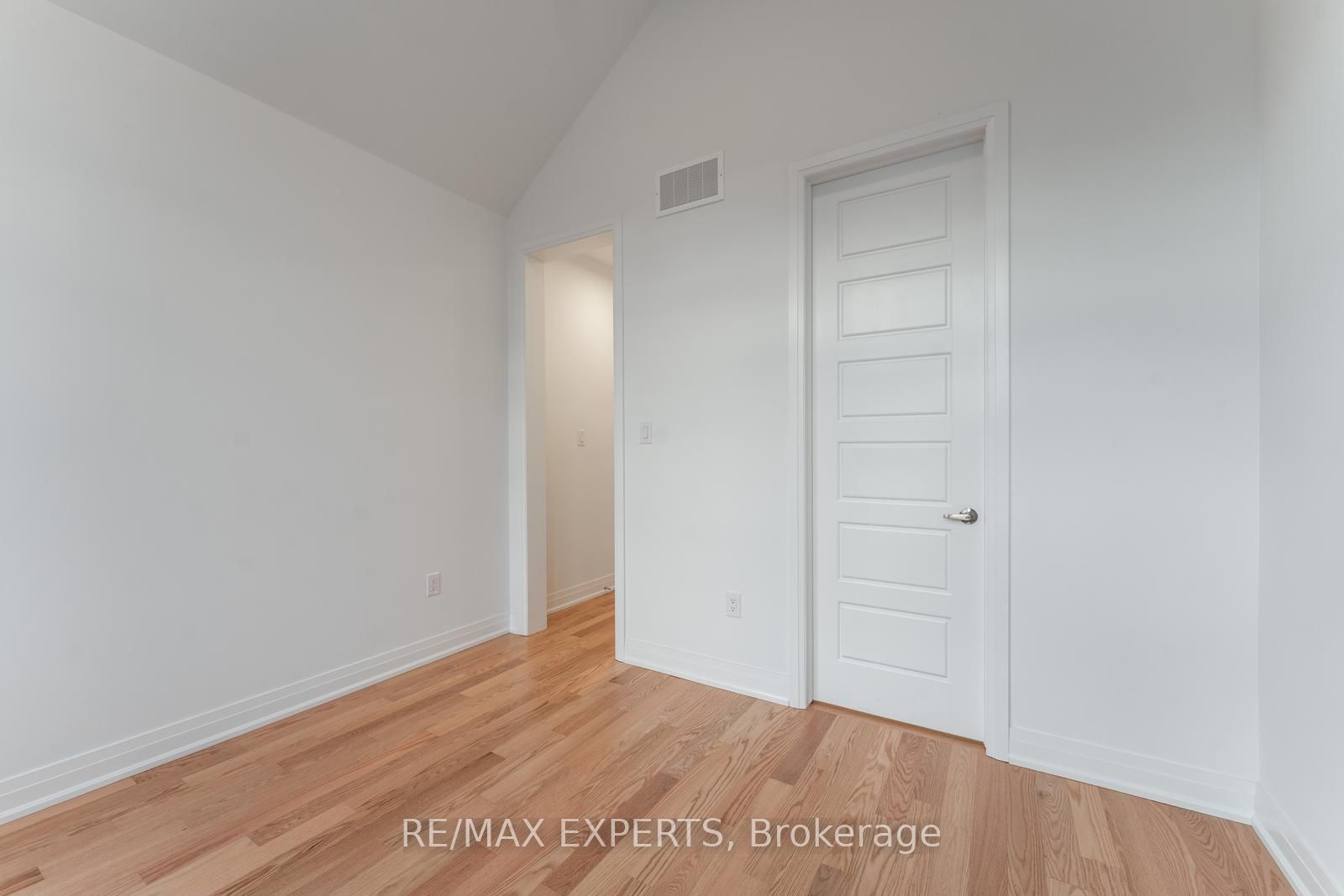 3362 Harasym Trail