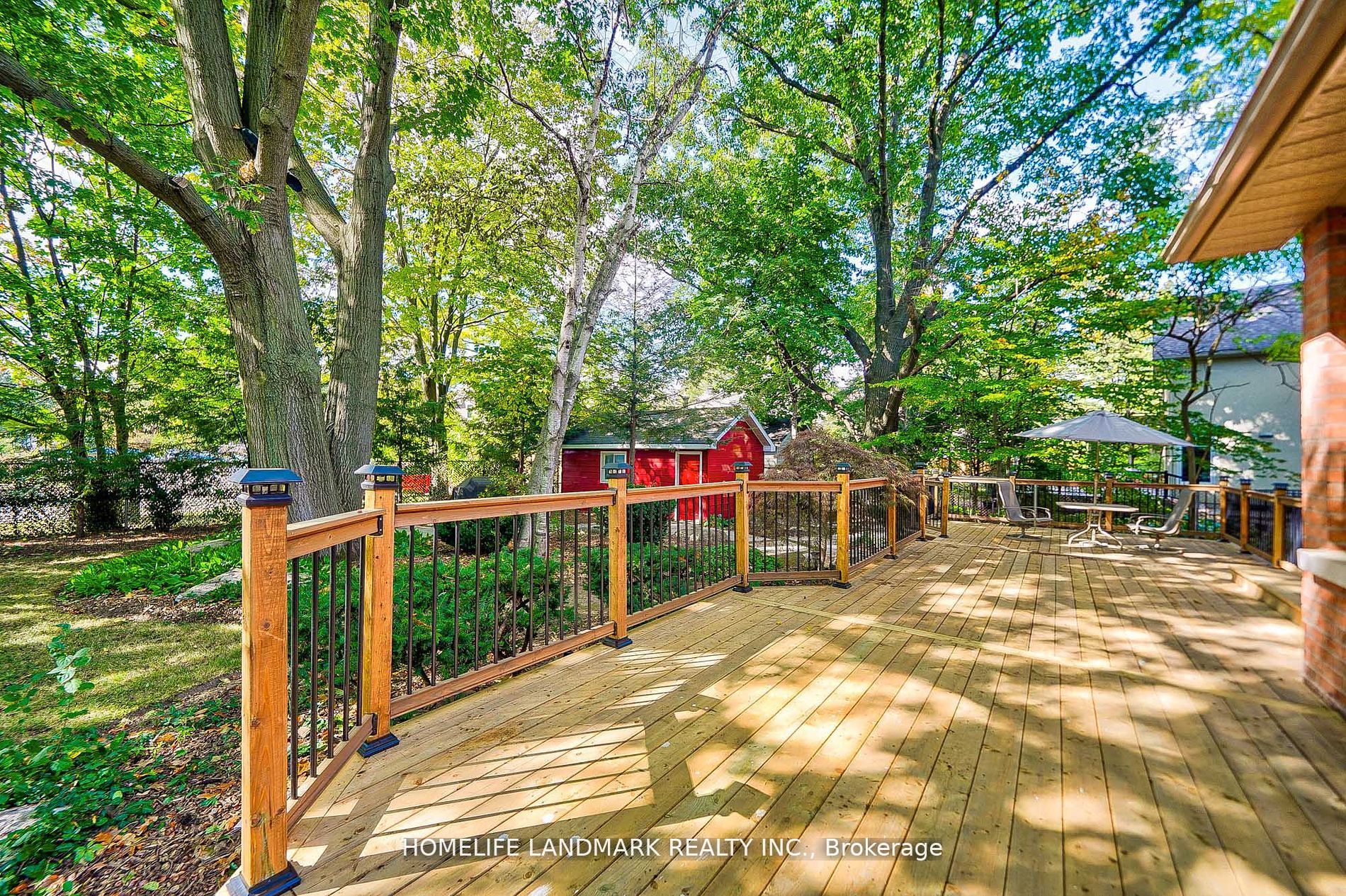 352 Maple Grove Dr