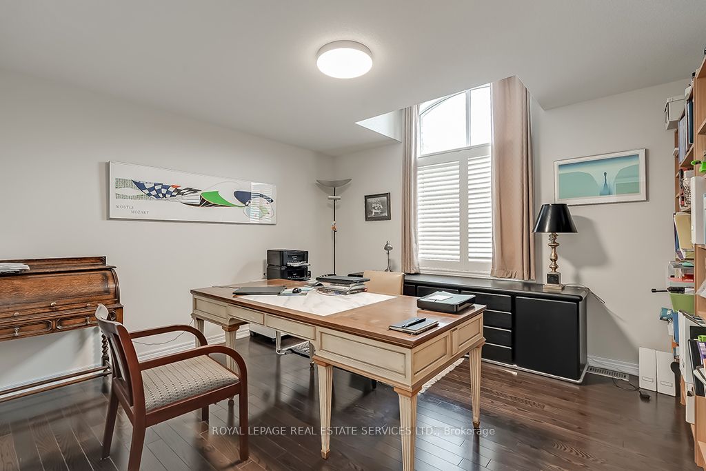 3168 Watercliffe Court