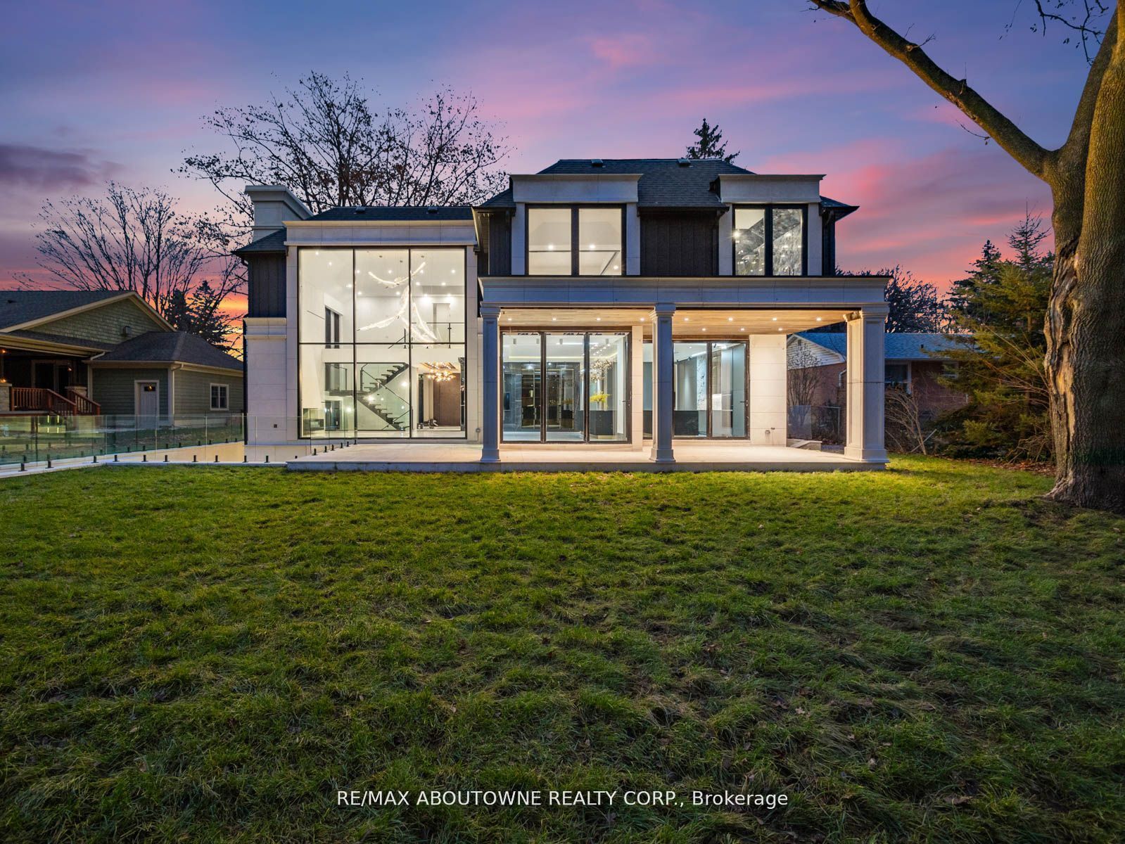 1477 Duncan Road