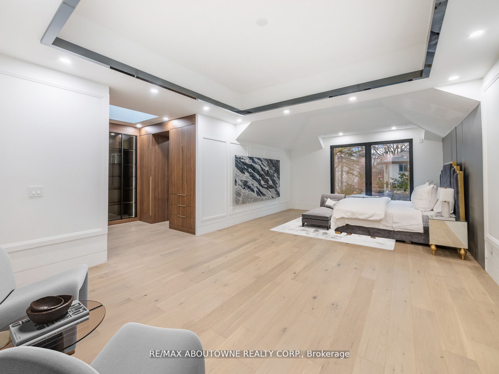 1477 Duncan Road