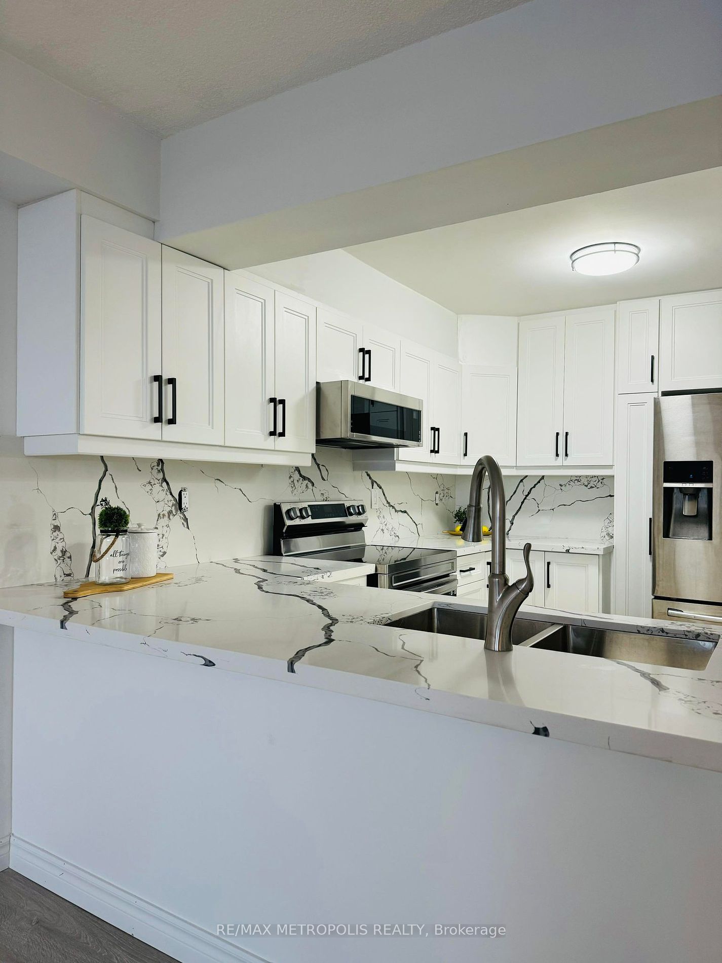 238 Albion Rd, #1409